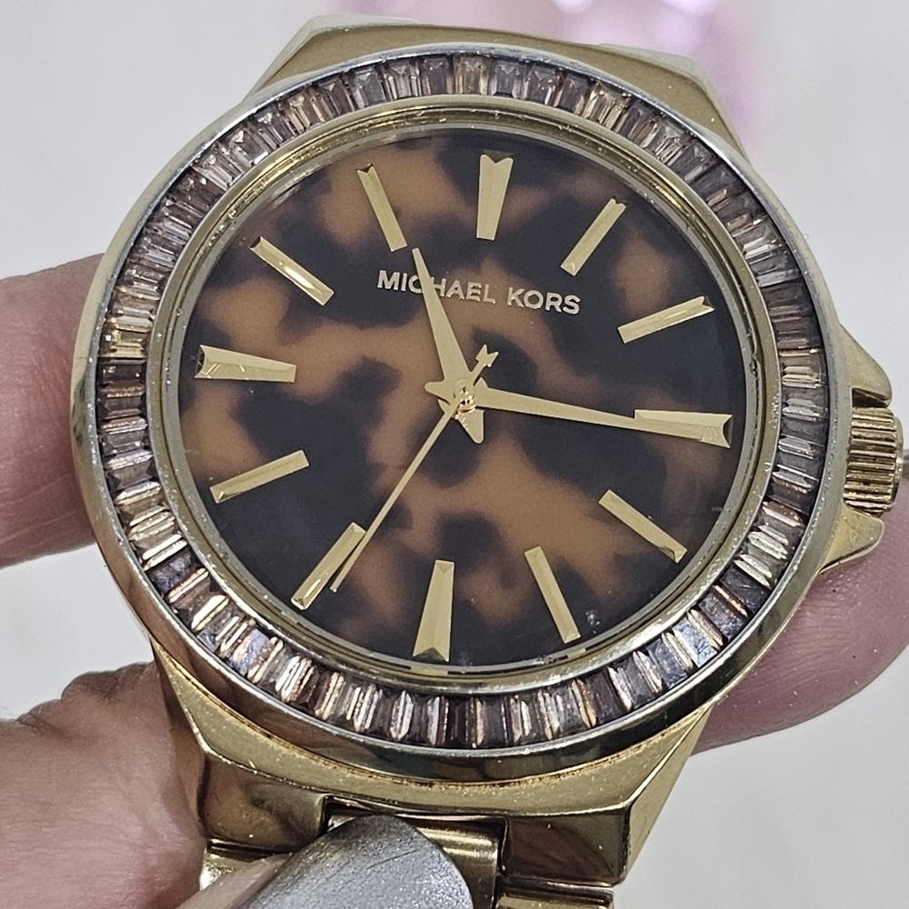 Michael kors women watch brown and gold color MK5723